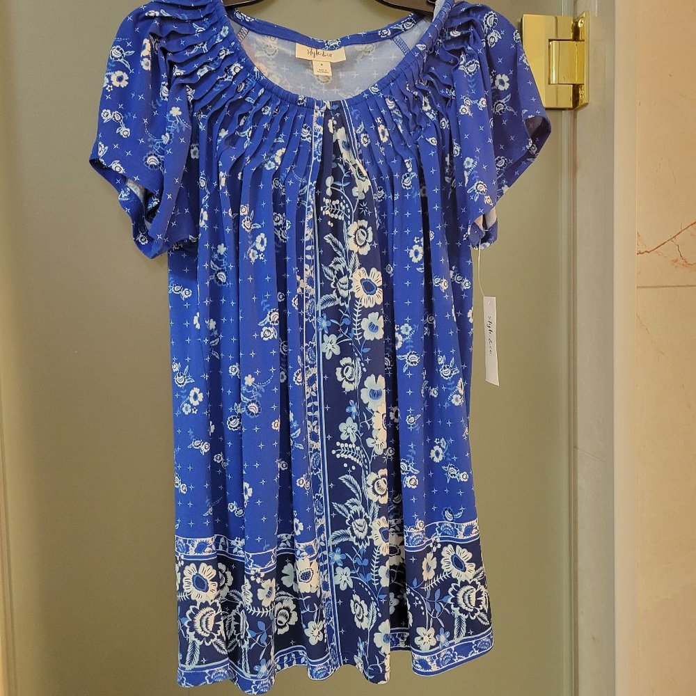 NWT Style & Co Top